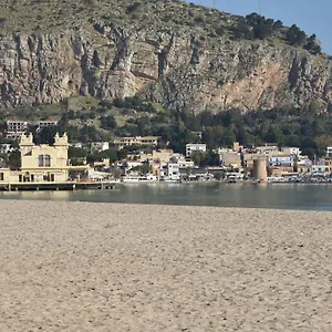 https://aglaia-house.sicilyhotelsitaly.net
